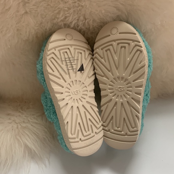 UGG Fluffita Tide Pool Aqua NIB - Picture 6 of 7